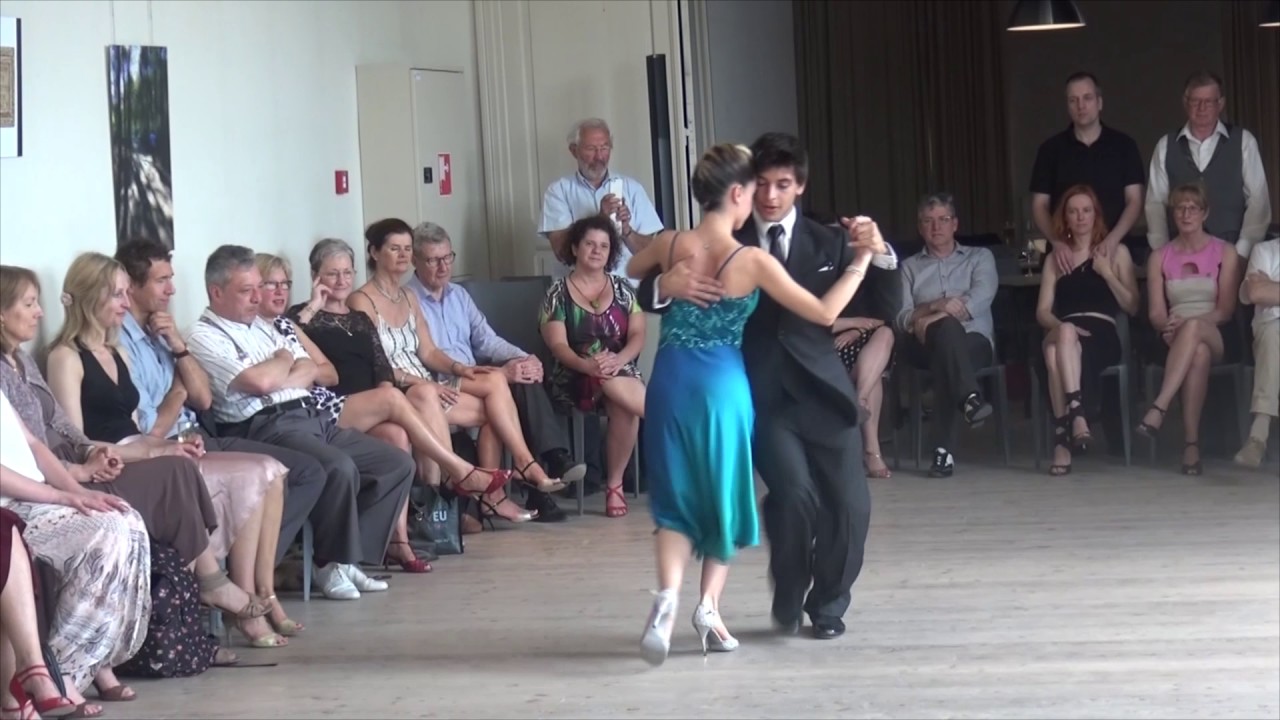 Eva Icikson & Brenno Marques: demo milonga @ Brunchmilonga Tangorrion