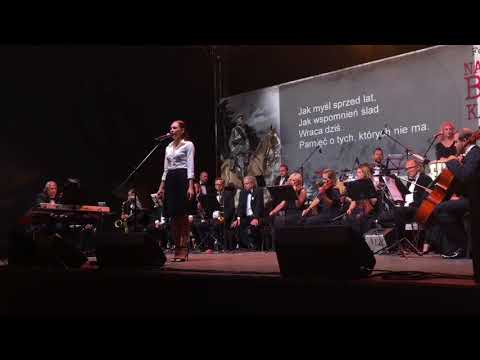 Julianna Grabowska - Biały krzyż | „Nam twierdzą będzie każdy próg”  2017