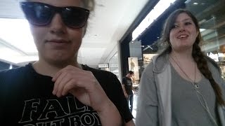 Vlog 1 - Lame puns, Hot Topic, and weird shit