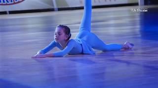 Cupa La Passion 2016 - Alexia Farcasanu Clasa de Balet a Clubului La Passion Cupa La Passion 2016 - Alexia Farcasanu Clasa de Balet a Clubului La Passion