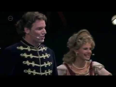 Budavári Palotakoncert 2016 - Szép város Kolozsvár /Marica grófnő/