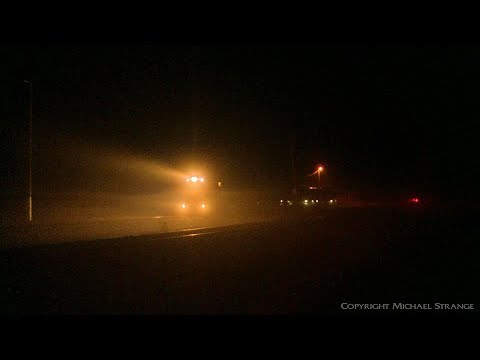 SCT 6MP9 In Thick Night Fog - PoathTV Australian Trains & Railways