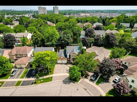 25 Rothean Drive, Whitby Home for Sale by Mike McMahon - Real Estate Properties for Sale