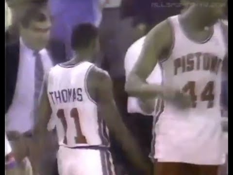 Isiah Thomas Buries Bullets with Game-Winner (Game 2 - 1988 Playoffs)