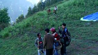 preview picture of video 'Succesful Paragliding in Solang Valley, Manali'