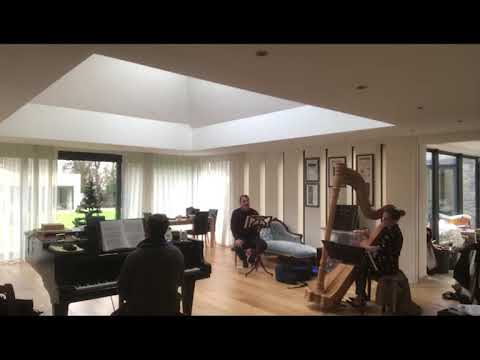 Bryn Terfel: “I Wonder as I Wander”