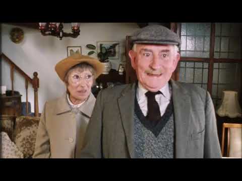 Last of the Summer Wine - Season 18 Episode 04: A Double For Howard