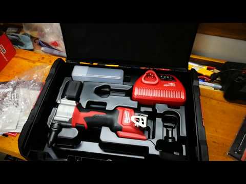Заклепочник аккумуляторный M12 BPRT-201X ? закл. 2,4-4,8мм 4933464405 MILWAUKEE Заклепочник аккумуляторный M12 BPRT-201X ? закл. 2,4-4,8мм 4933464405 MILWAUKEE
