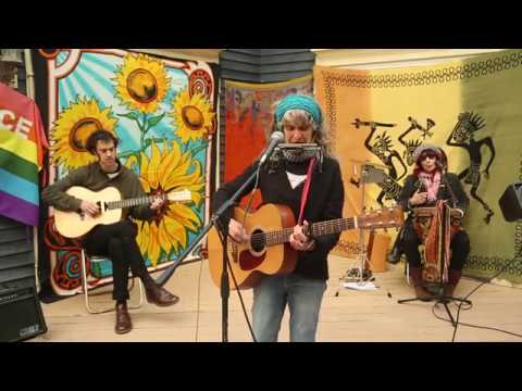 Kath Bloom @ Flo 'n Doug's House (Watertown, CT) 4/15/2020