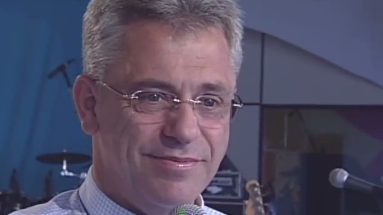 Levanta-te, transforme seus sonhos em projetos  - Padre Léo