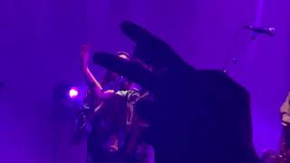 Carlos Sadness &amp; Alfred García (No cuentes conmigo) - WiZink Center Madrid