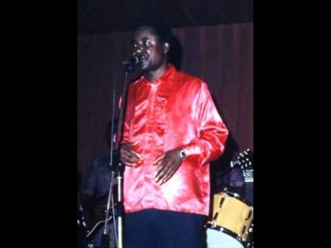 Coup de Foudre (Ntesa Dalienst) - T.P. O.K. Jazz 1983 Bruxelles