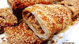 בקלי קלות- בורקס בשר (ליהי קרויץ - מטבח בקלי קלות) - התמונה מוצגת ישירות מתוך אתר האינטרנט יוטיוב. זכויות היוצרים בתמונה שייכות ליוצרה. קישור קרדיט למקור התוכן נמצא בתוך דף הסרטון