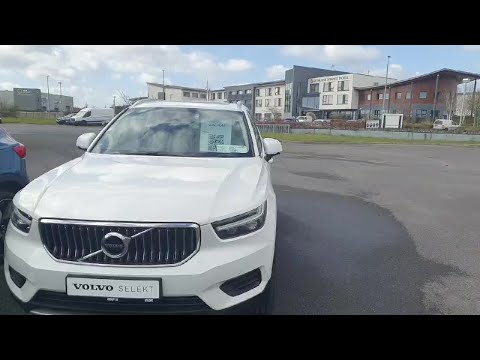 Volvo XC40 T2 PET(129hp) Inscription - Image 2