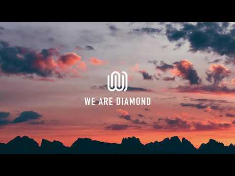 Roxy Tones - Dragonfly (feat. Joseph Feinstein)