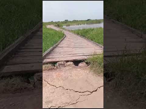 Se desbordó el puente "El Dorado" de El Rabón