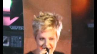 Robyn - Rockbjörn &#39;99 award &amp; live performance of &quot;Electric&quot;