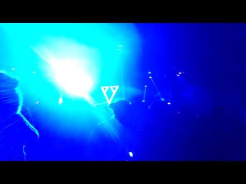 Paul Van Dyk @ Brooklyn Hangar - Mirco De Govia - Epic Monolith