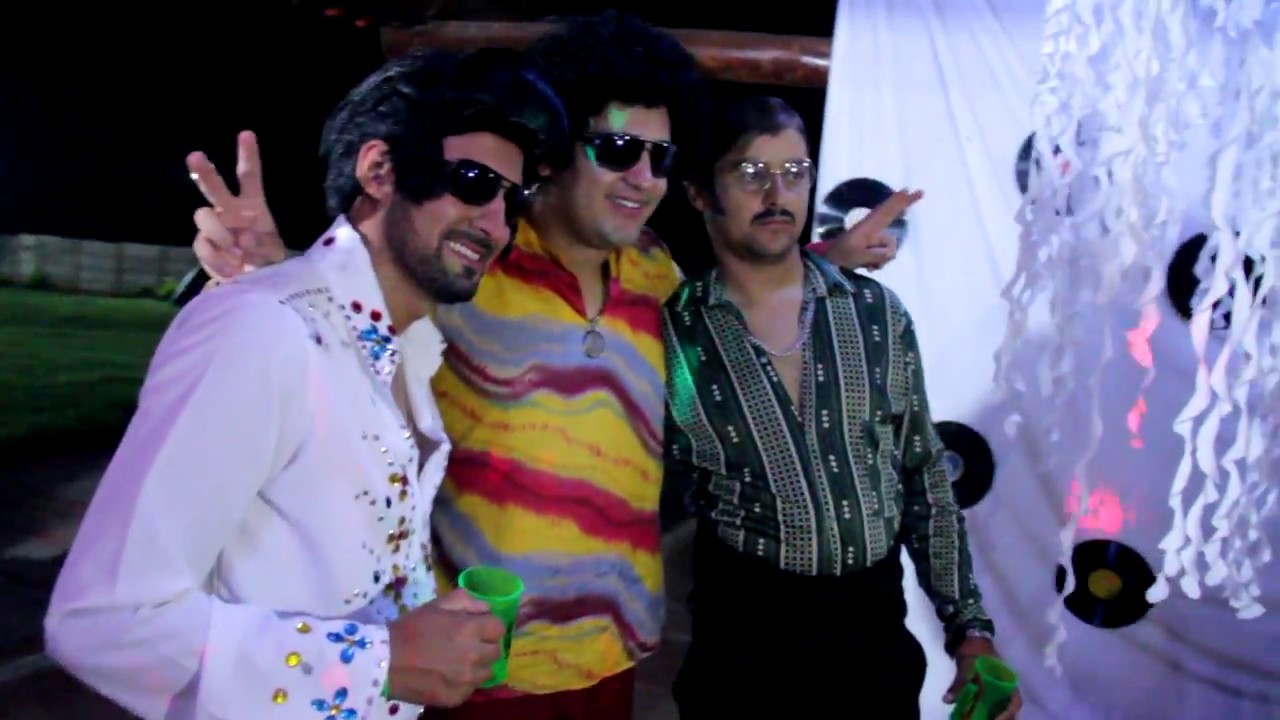 Watch Now Festa Temática Anos 60, 70 e 80 - Família Gabriel 2017 Festa Temática Anos 60, 70 e 80 - Família Gabriel 2017