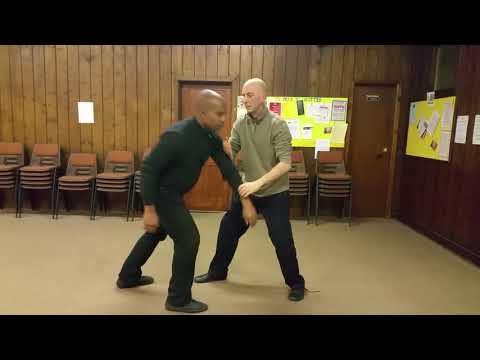 Surrey Tai Chi Club (Brighton Tai Chi Club) - Push Hands Yeung (Yang) Family Tai Chi