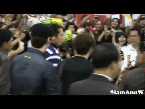 [FANCAM] 120408 2PM at Suwanabhum airport  back to Korea