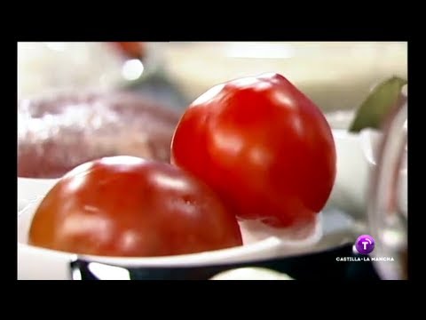 Miel sobre Hojuelas - Asadillo de Pimientos del Quijote con Almendras, ventresca y pasas