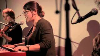 Bent Knee - 'Skin' (acoustic) live in Fukuoka