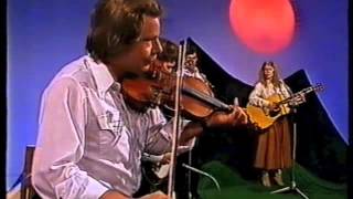 Bluegrass Family TV Show 1983 Roll on Muddy River