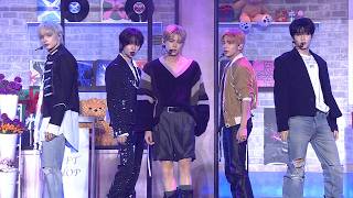 Download lagu ‘하루에 하루만 더 (Stick With You)’ stage @ COMEBACK SHOWCASE | TXT (투모로우바이투게더) mp3
