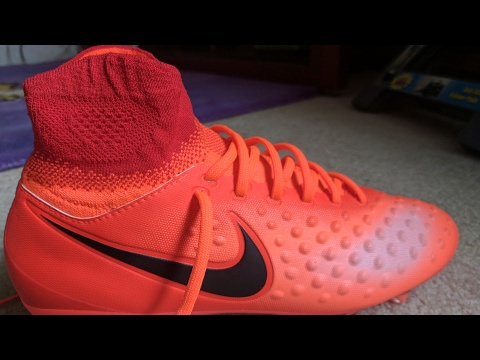 MAGISTA OBRA 2 unboxing and cleats on feet! University red!