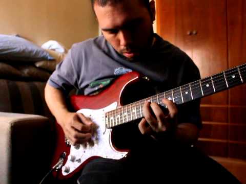 Waves - Guthrie Govan (First Solo)