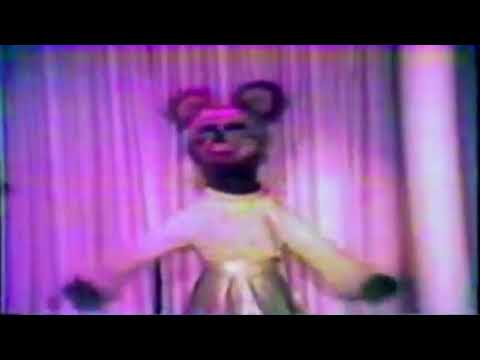 showbiz wolf pack 5 segment 6 my boyfriends back/rock & roll music