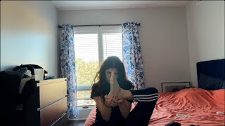 Beatrice Hypnotized - Mesmerized by her Feet