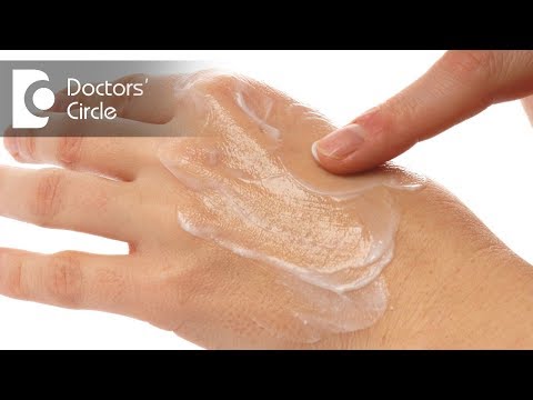 Eczemi su mani di una fotografia e un trattamento Glicerina a eczema