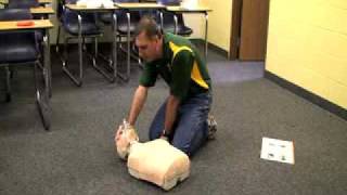 Download lagu CPR Skill: Rescue Breathing - Adult (new 1 breath every 5 sec (child 1 every 3 sec) mp3