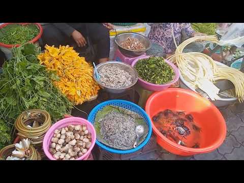 A Walk Around In Cambodian Market - Fresh Daily Foods In Phnom Penh Market - Asian Market Foods