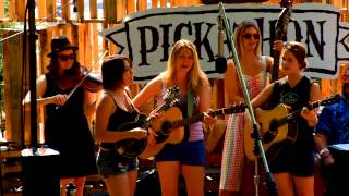 01 Della Mae 2014-08-02 My Dixie Darling