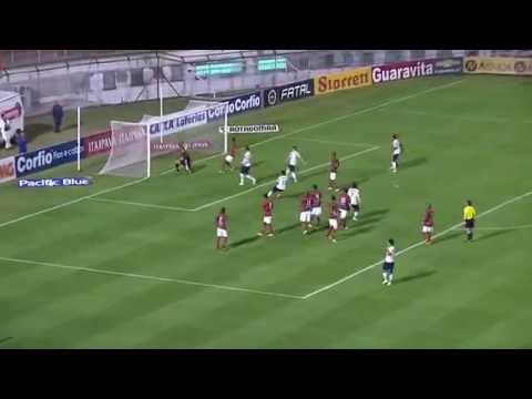 Gol de falta - Lúcio Flávio - Portuguesa 1 x 1 Paraná Clube