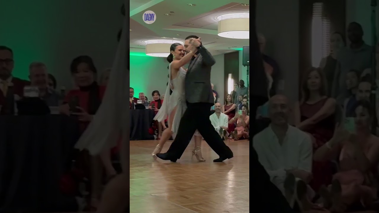 Video thumbnail for Hugo Patyn and Celina Routundo Argentine tango to “No Hay Tierra Como La Mía" by Canaro (4/17)