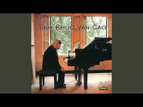 Thể hiện bởi Phương Thảo