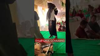 Download lagu Pinggul Bergoyang dengar suara kendang mantap #dangdut #jaipongan #shorts mp3