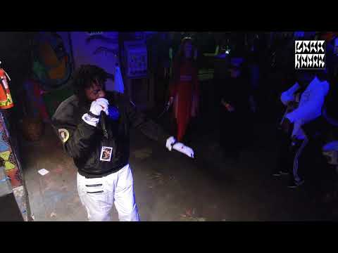 Mike Gesus halloween set