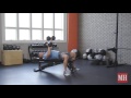 Alternating chest press