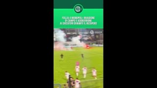 Monopoli-Foggia, invasione di campo dei tifosi durante il recupero: partita sospesa e giocatori n...