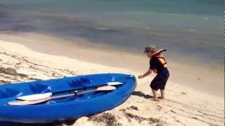 preview picture of video 'Soliman Bay kayaking'