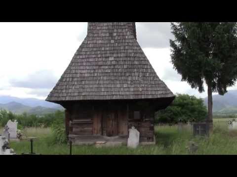 Chiese di legno del Bihor - La piccola chiesa di San Giovanni Crisostomo di Stancesti a Bundesti