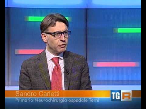 Perché fa male notevolmente la vita e si arrende Perché ferire larticolazione dellanca quando sei giù