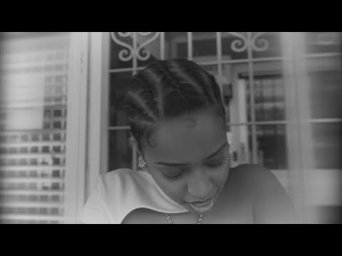 Helen - Nero su bianco (Official Music Video)