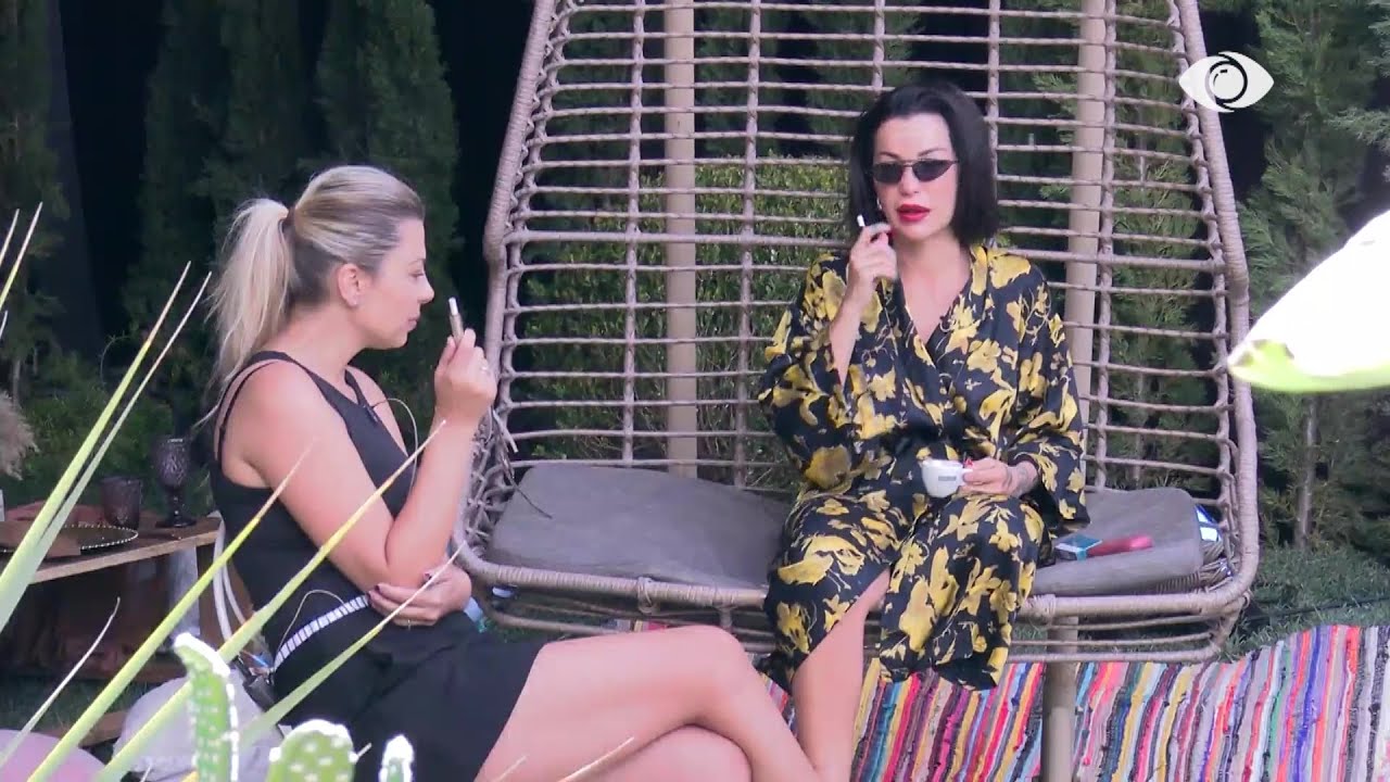 “Babai kishte nisur një jetë të dytë”/Rikja tregon për historinë e saj: Ajo na ka nxirë jetën…