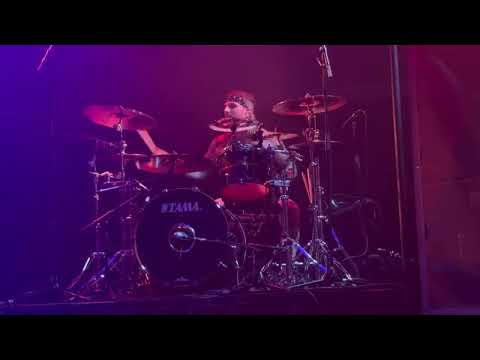 DIARY OF AN OZZMAN Cover IRON MAN, CHILDREN OF THE GRAVE & Cool DRUM SOLO at House of Blues Orlando